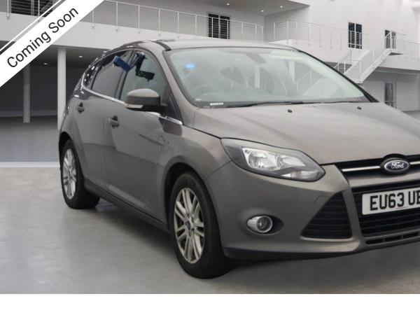 Ford Focus 1.6 Titanium Hatchback 5dr Petrol Powershift Euro 5 (125 ps)